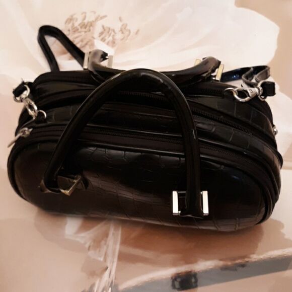 For Your Ease Travel Bag 3 compartment - Picture 1 of 8